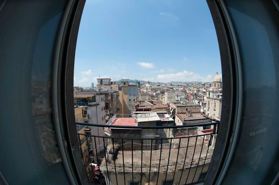 O' Paese E Masaniello *